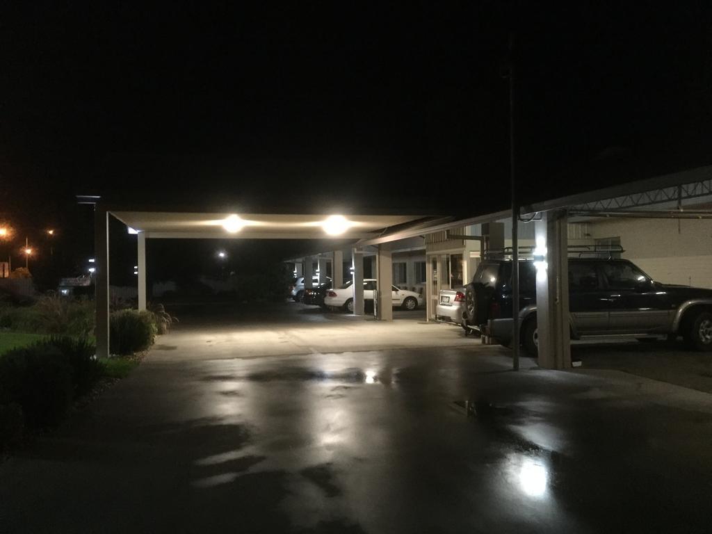 Murray Valley Motel Wodonga Kültér fotó