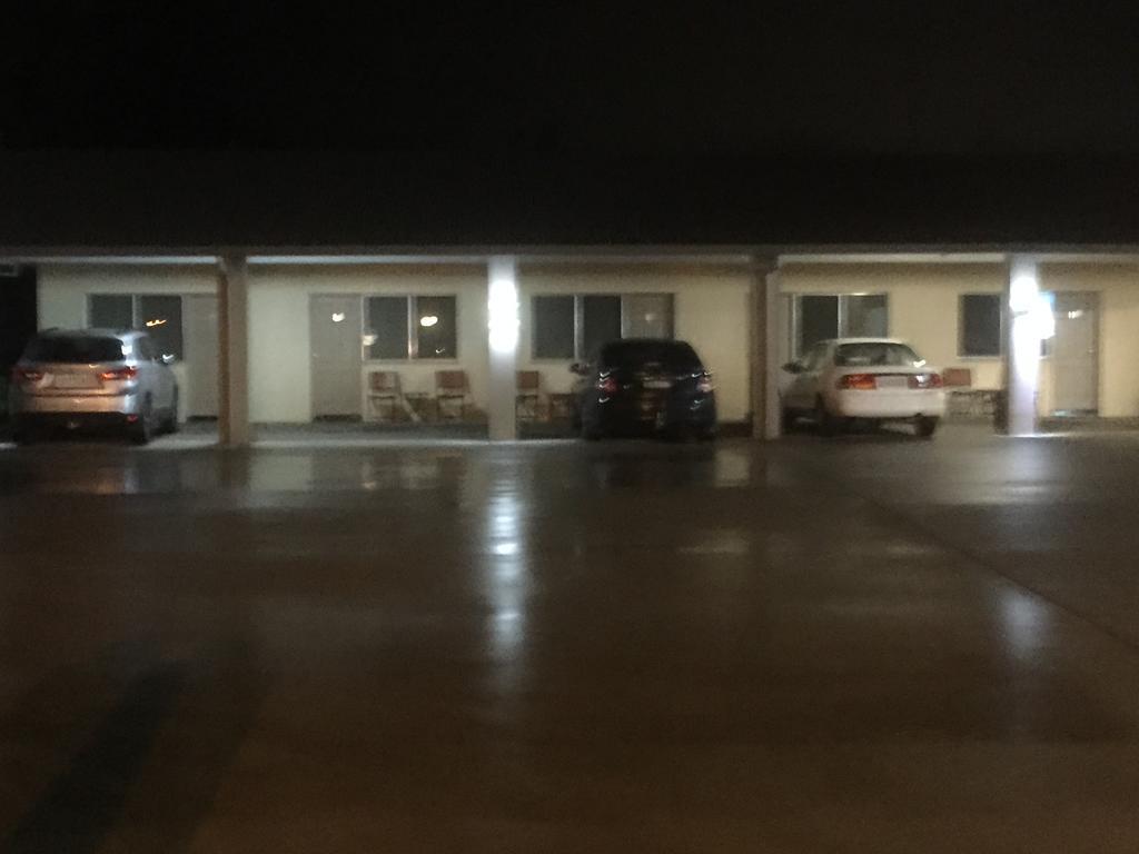 Murray Valley Motel Wodonga Kültér fotó