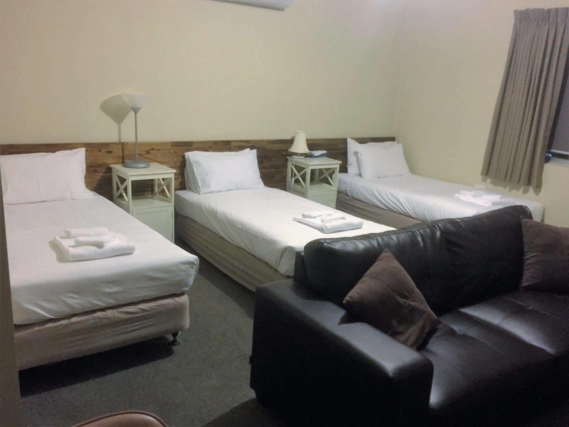 Murray Valley Motel Wodonga Kültér fotó