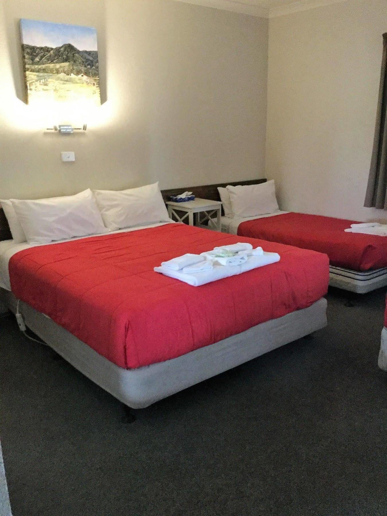 Murray Valley Motel Wodonga Kültér fotó